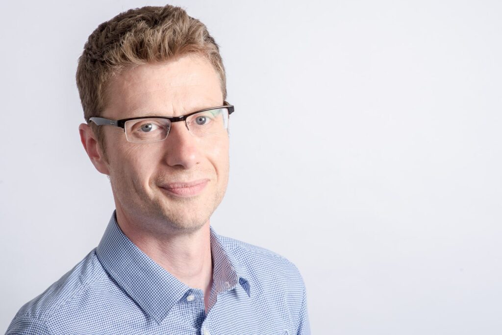 What does your Headshot Photo say about you?